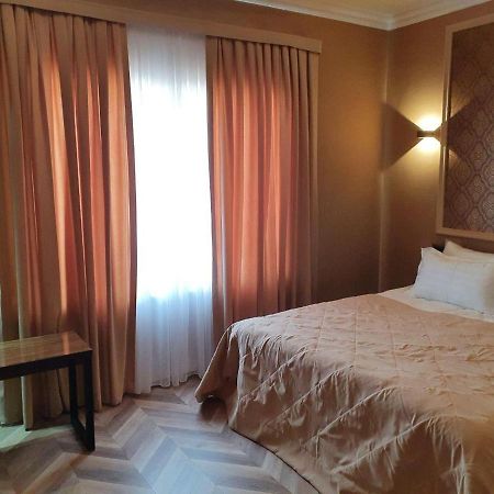 Guest House Twins Tashkent Ngoại thất bức ảnh