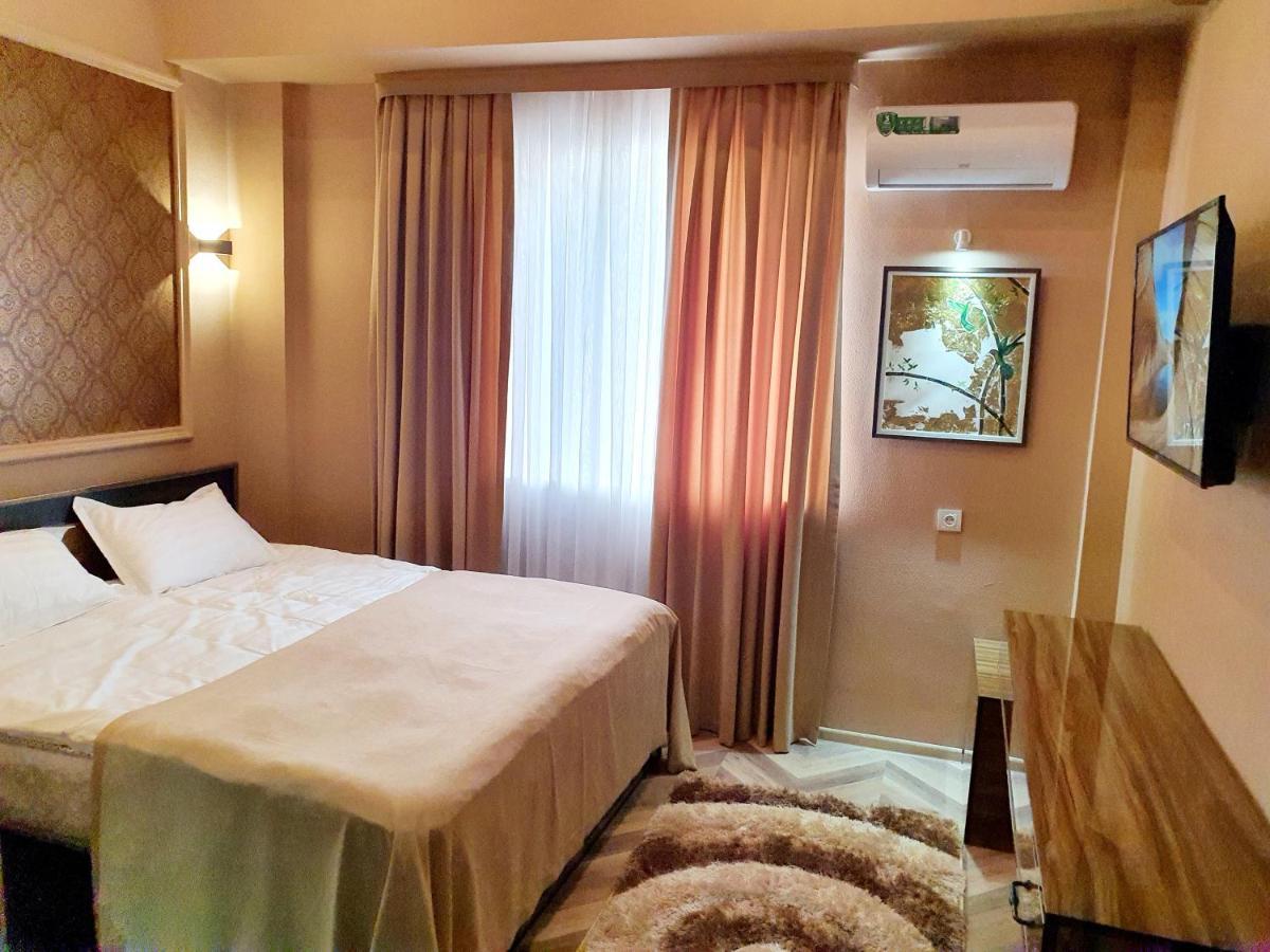 Guest House Twins Tashkent Ngoại thất bức ảnh