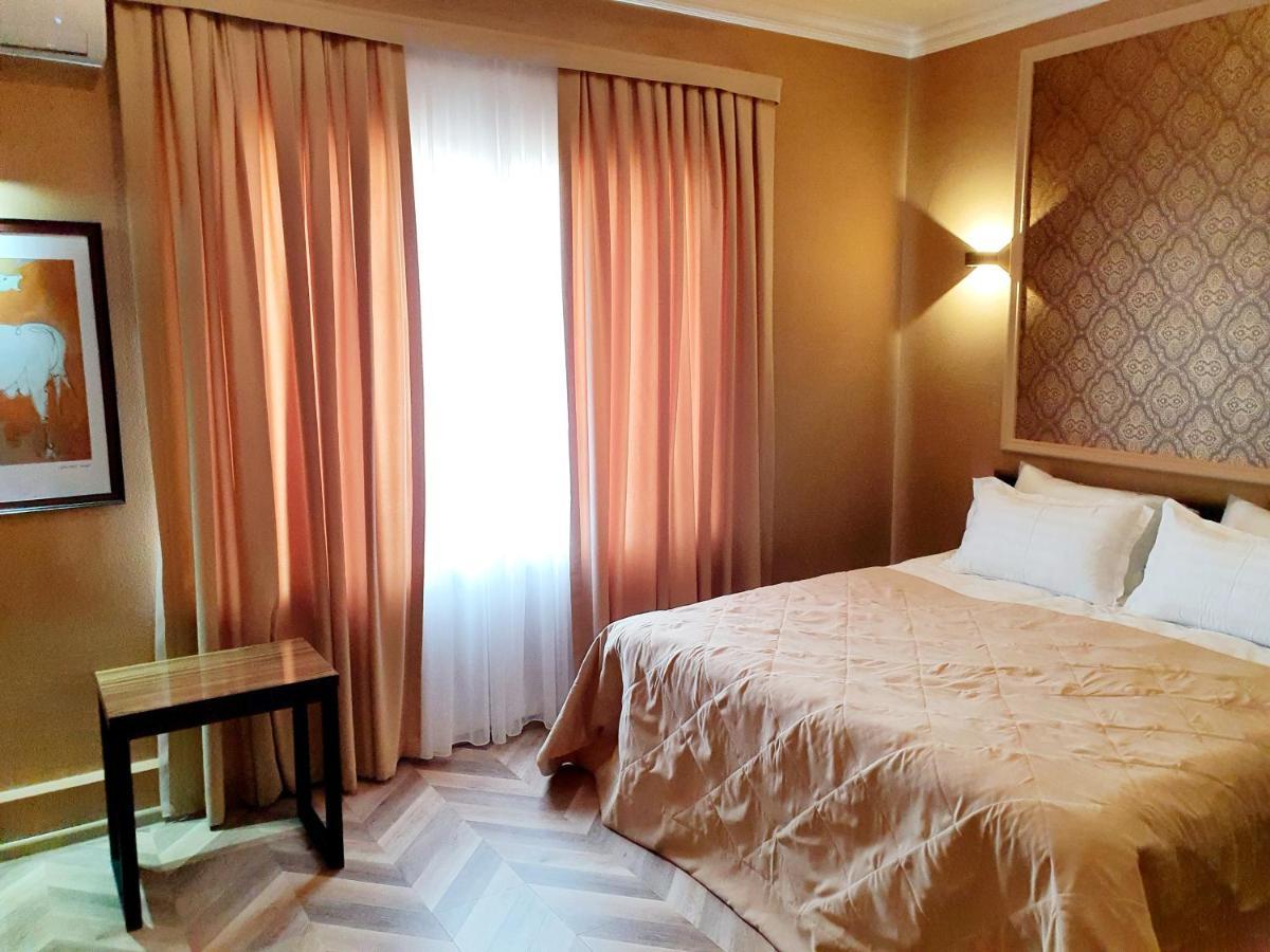 Guest House Twins Tashkent Ngoại thất bức ảnh